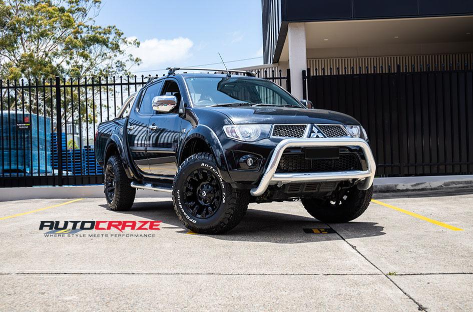 MITSUBISHI TRITON VAPOR MATTE BLACK